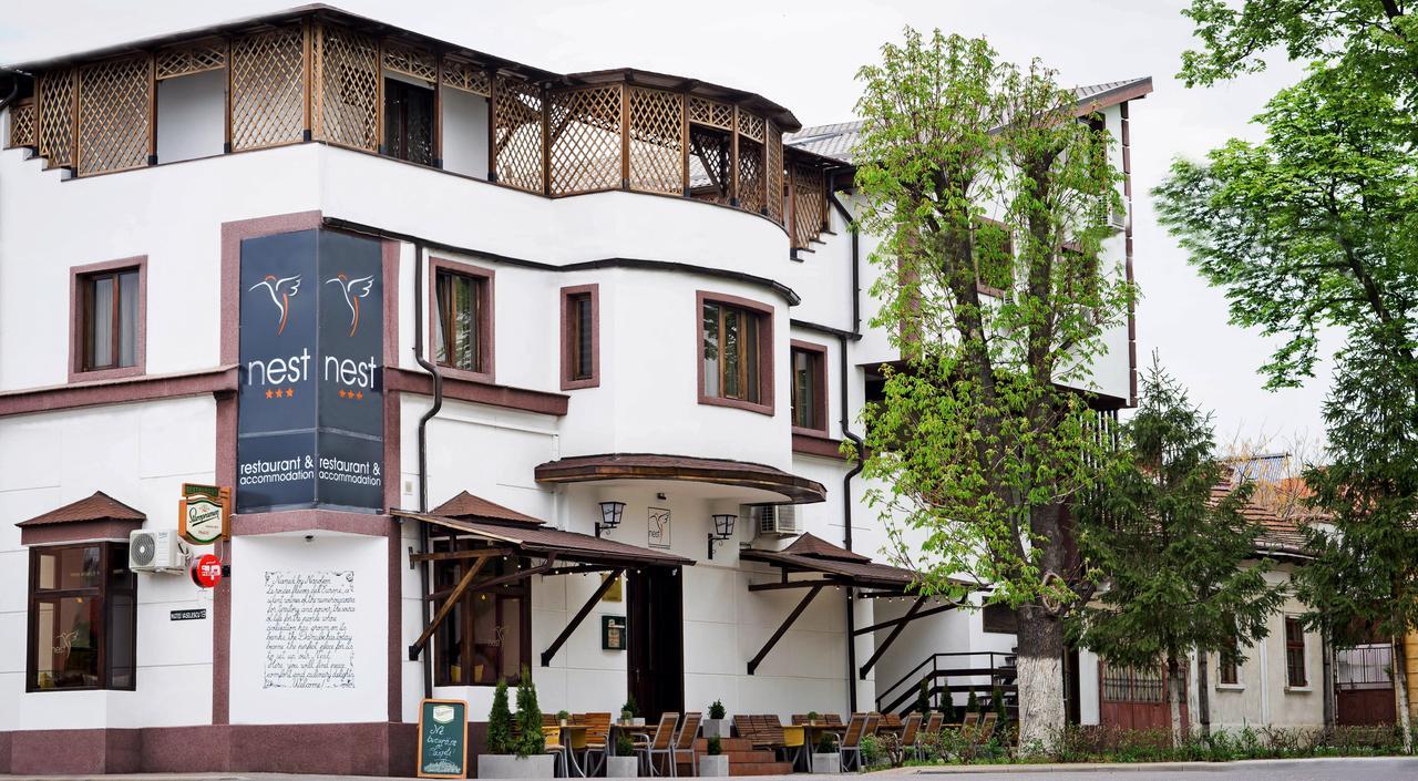 Nest Hotel Дробета-Турну Северин Екстериор снимка