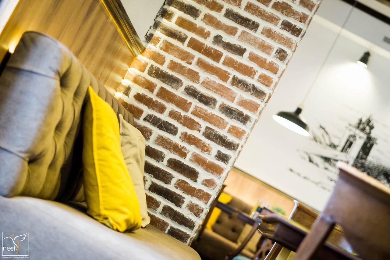 Nest Hotel Дробета-Турну Северин Екстериор снимка
