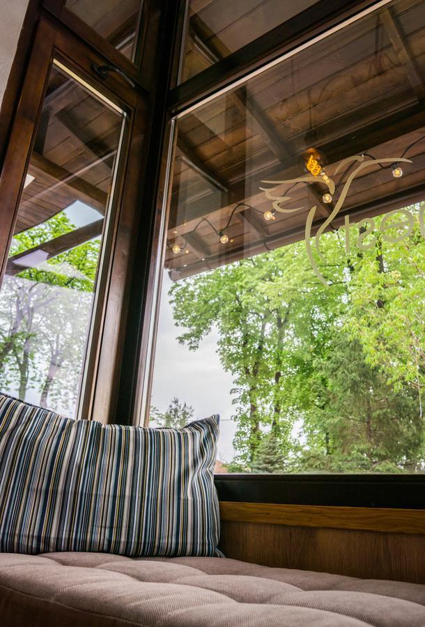 Nest Hotel Дробета-Турну Северин Екстериор снимка